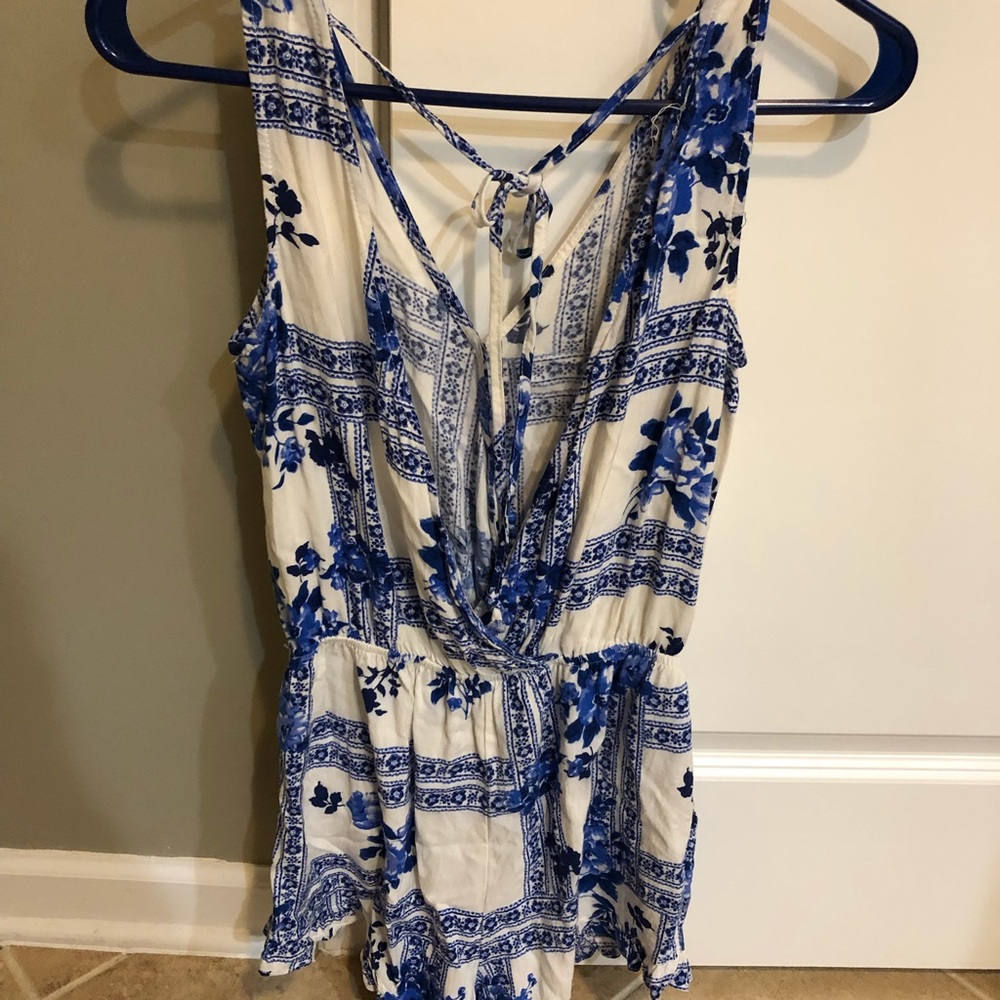 Romper - Picture 2 of 2